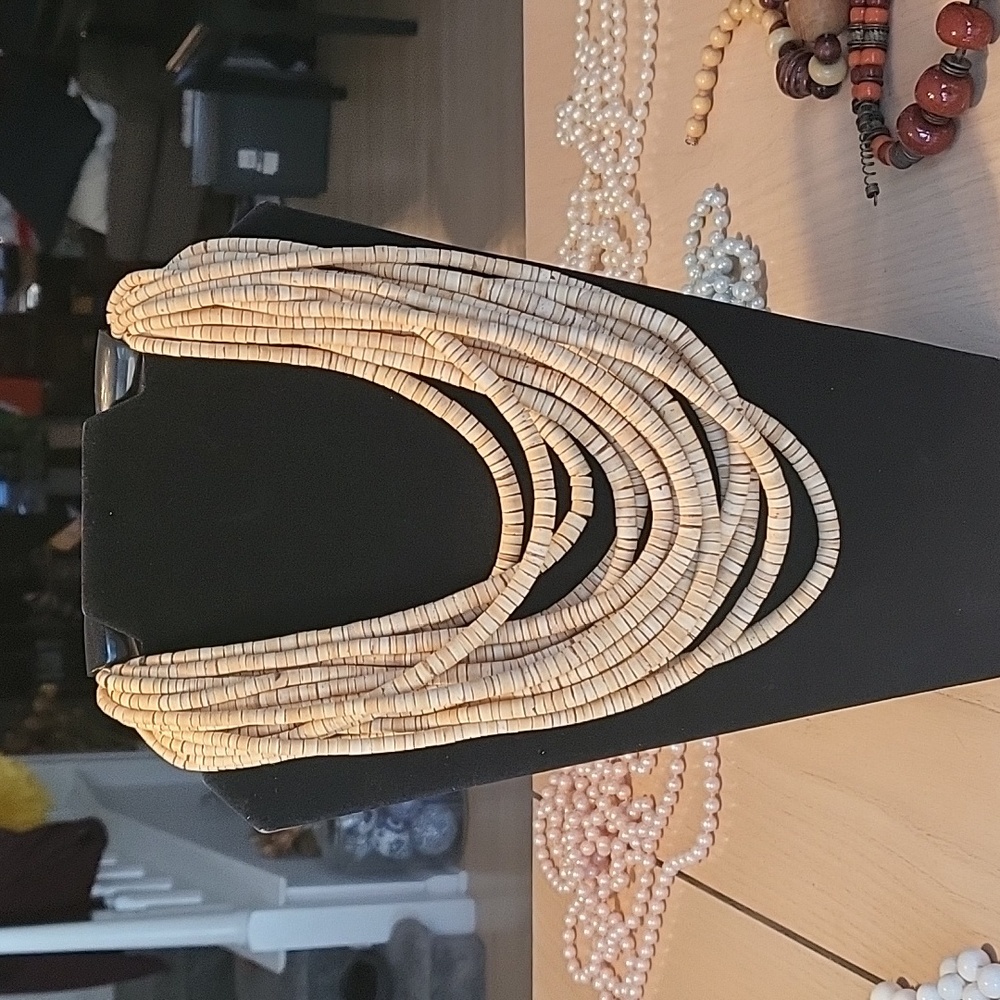Beaded necklace